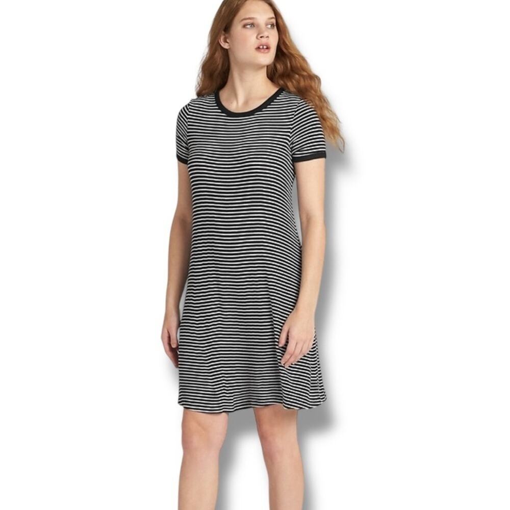 Gap Ribbed Striped T-Shirt Dress Black and White Sz S